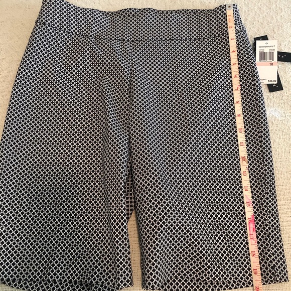 Ladies dressy shorts - Picture 6 of 8